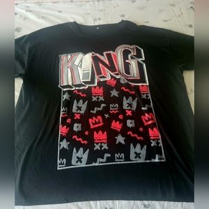 T-Shirt Fit For A King NWOT
